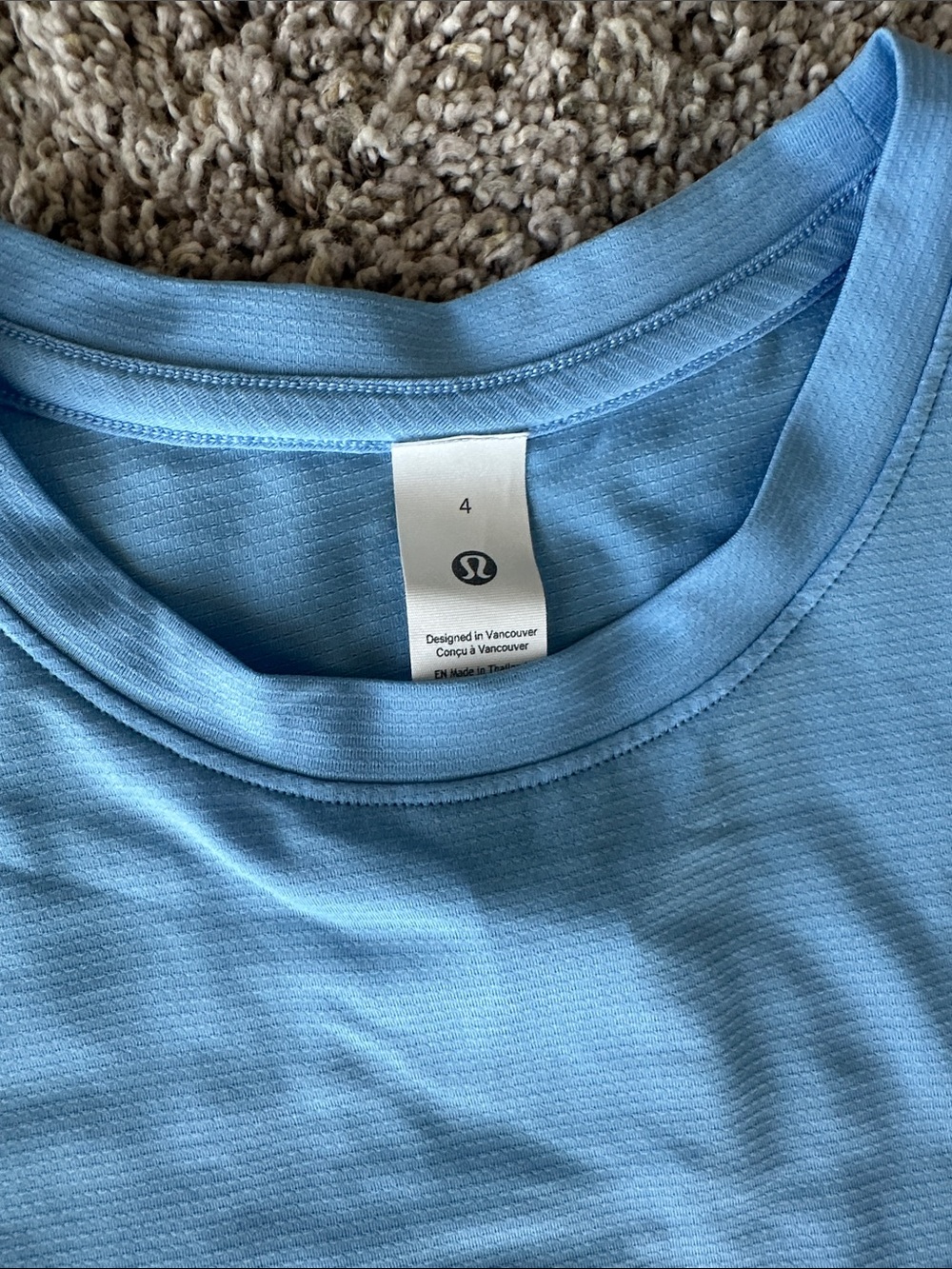 lululemon athletica Women’s Light Blue Crop Top